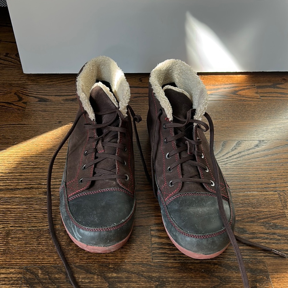 Men’s Patagonia Boots 11.5